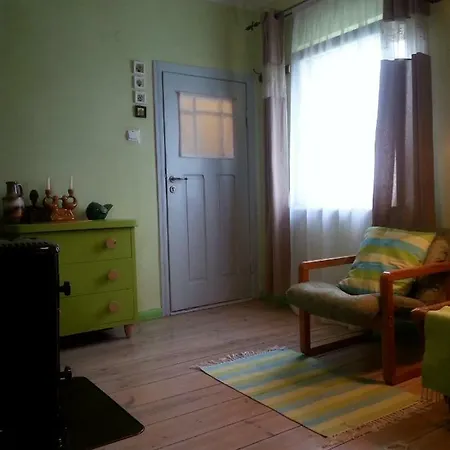 Quarto em Acomodações Particulares Goscinne 